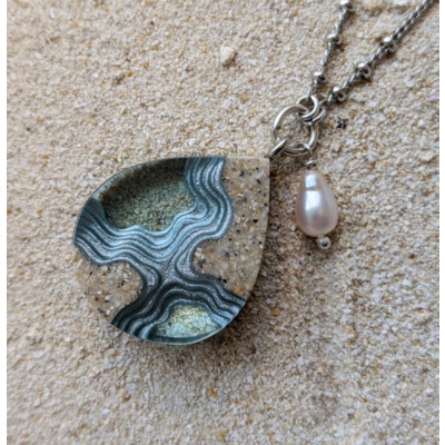 Tombolo Necklace