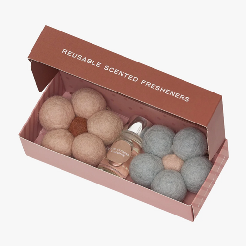 Felt Freshener- Blue Cypress & Jasmine