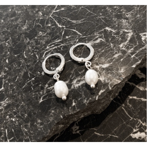 Daphne Silver Plated Pearl Earrings